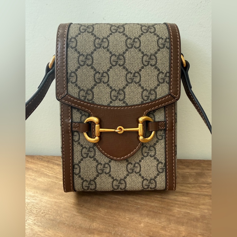GUCCI 🐎 GG Supreme Canvas Horsebit 1955 Mini Crossbody Bag - Picture 2 of 16